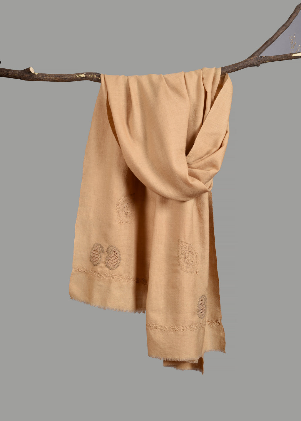 Handwoven & Handspun Pure Pashmina Shawl – Framed Twin Motifs