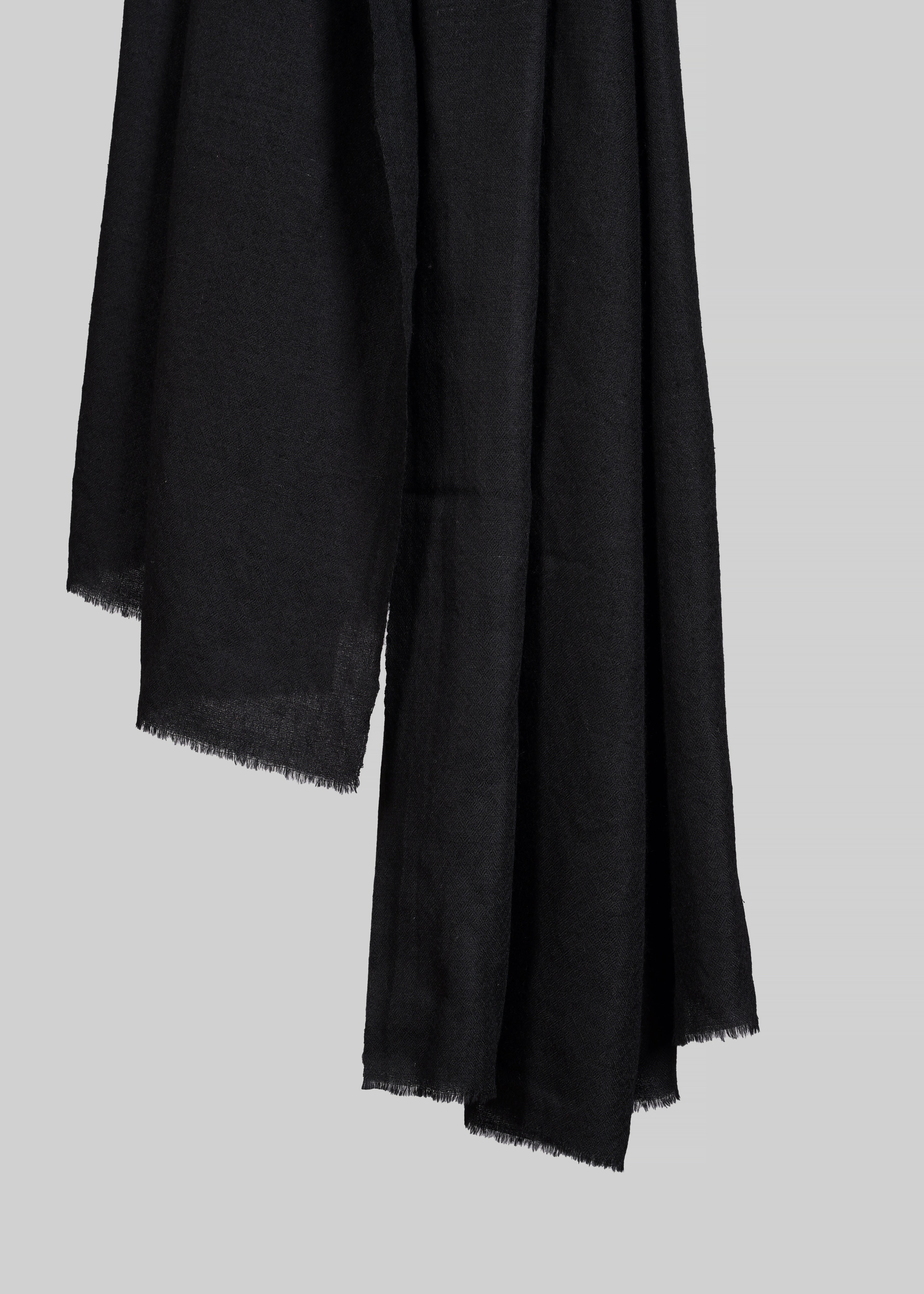 Handwoven & Handspun Pure Pashmina Shawl – Jet Noir