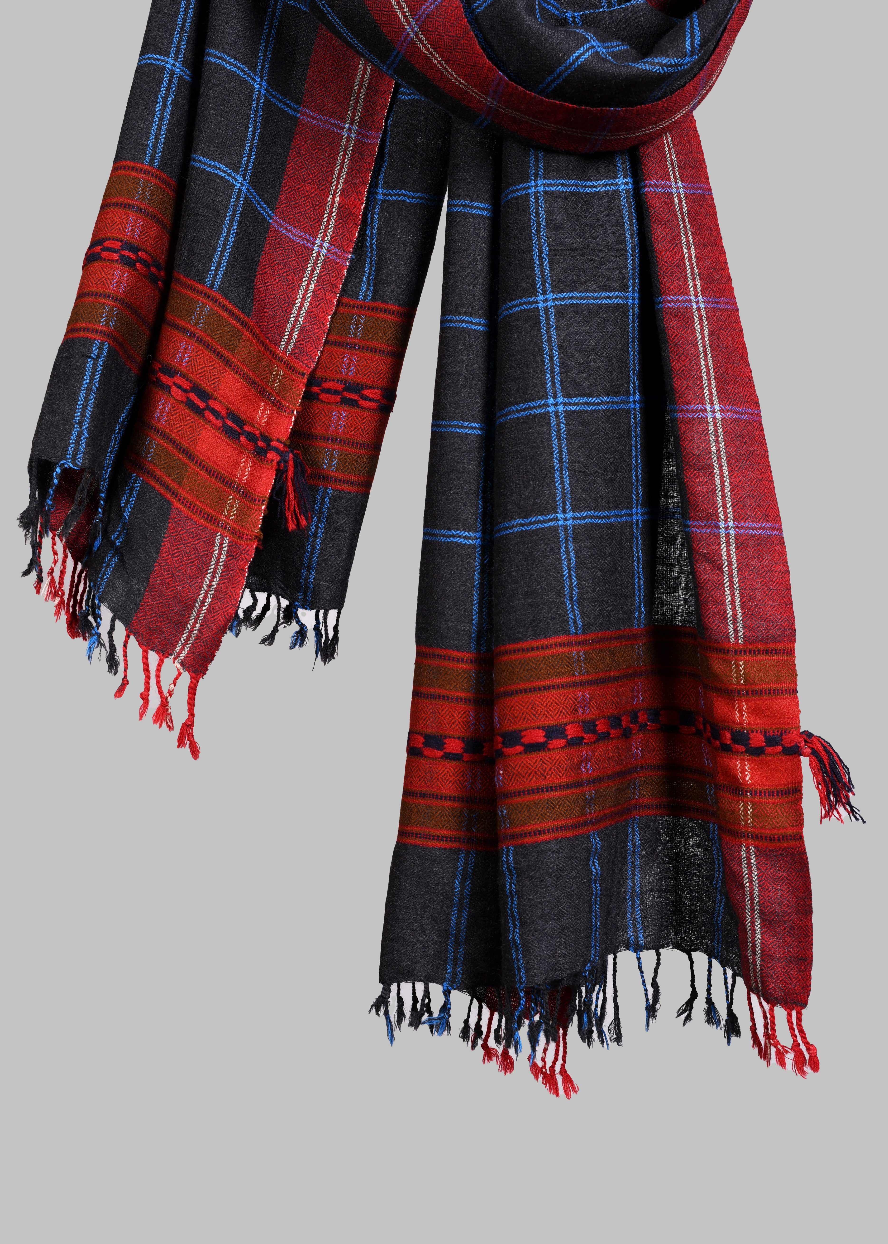 Kullu Handwoven Woollen Stole – Midnight Blue Checks on Black