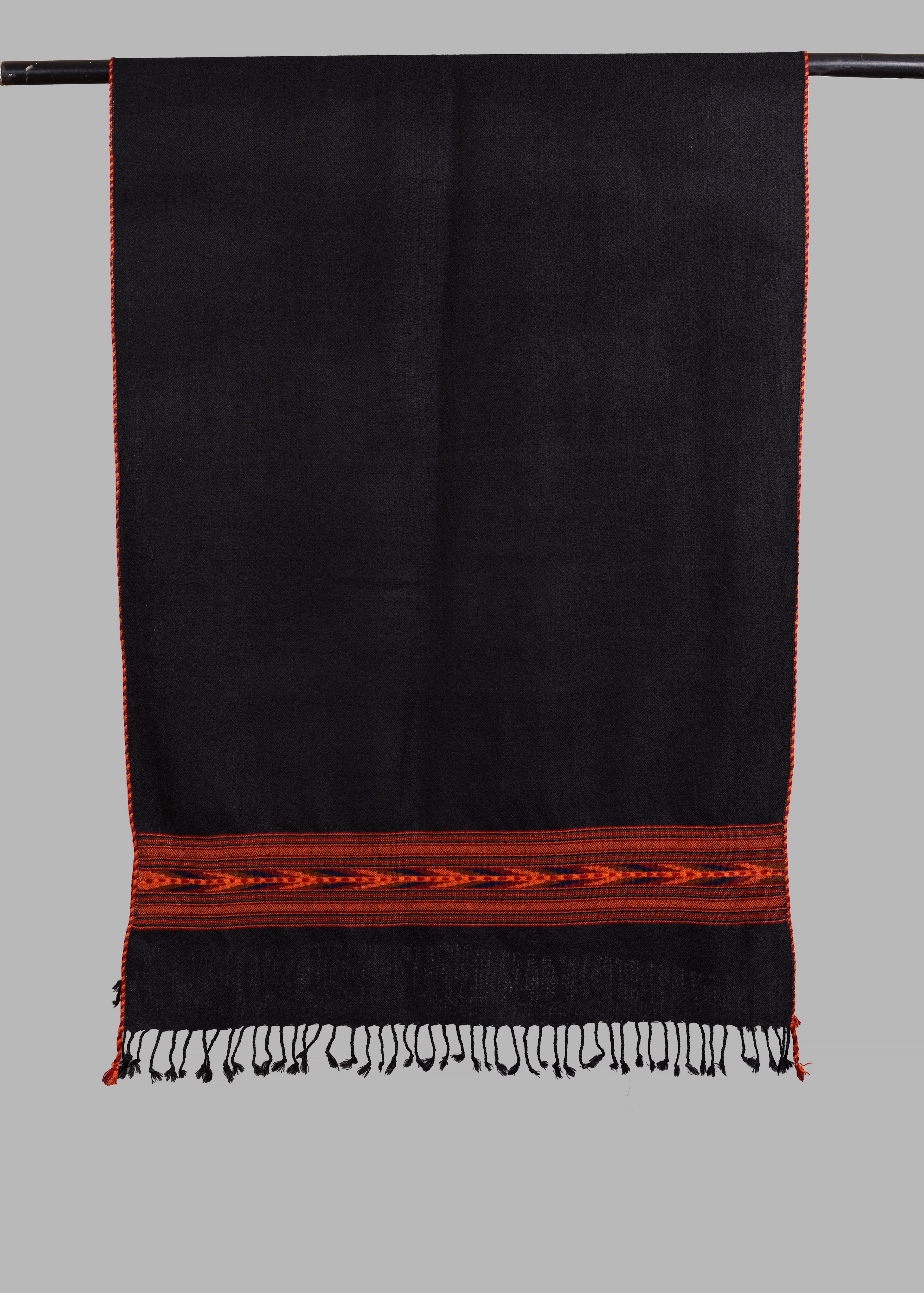 Kullu Handwoven Woollen Stole – Shadow Black