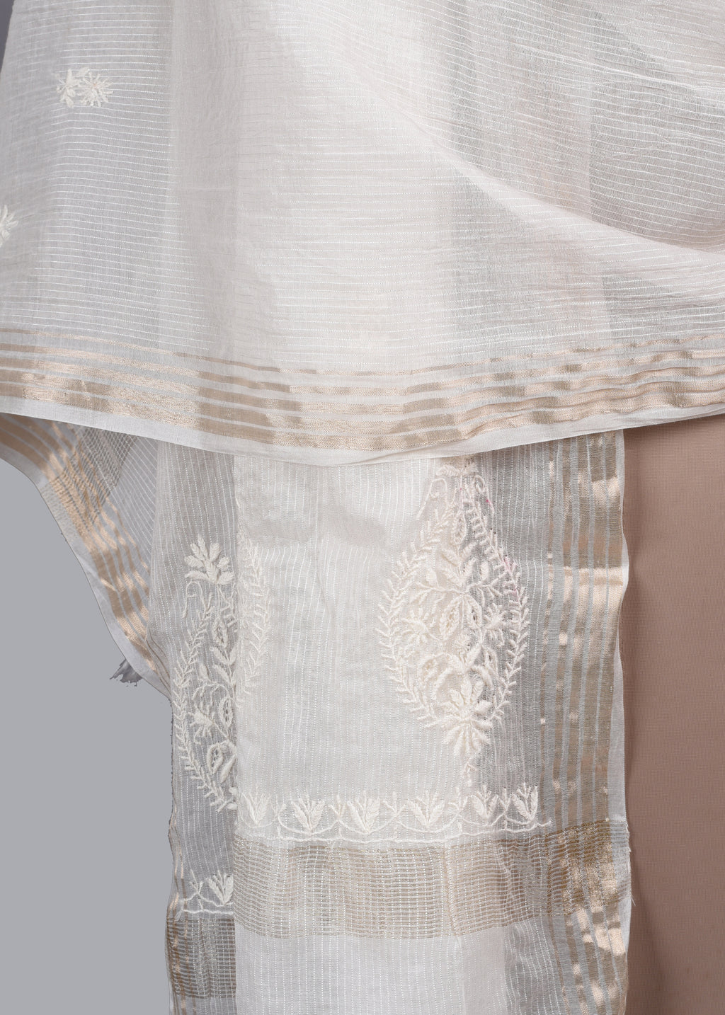 Chikankari Chanderi Dupatta: Royal Paisley