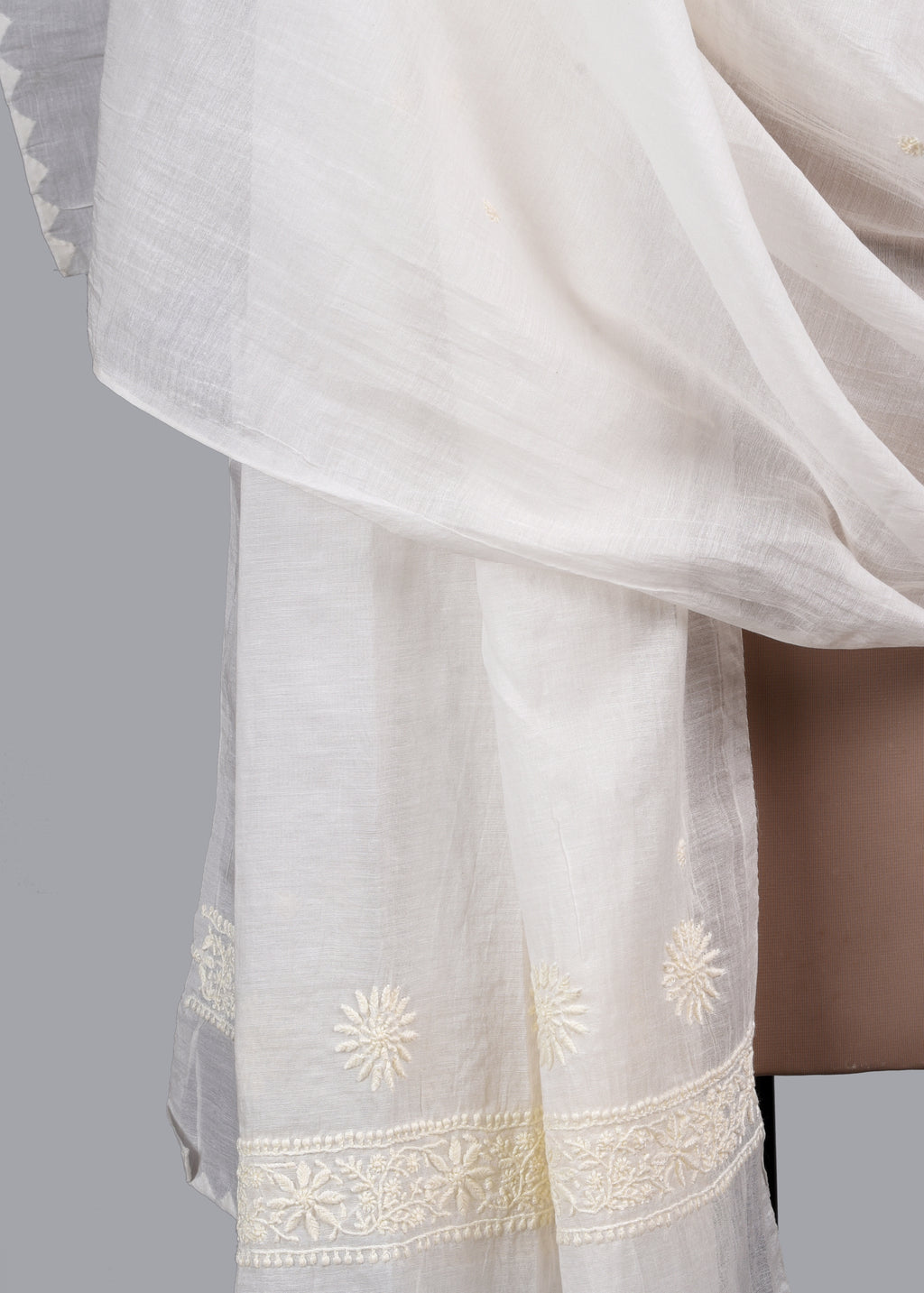 Chikankari Chanderi Dupatta: Moonlit Dot
