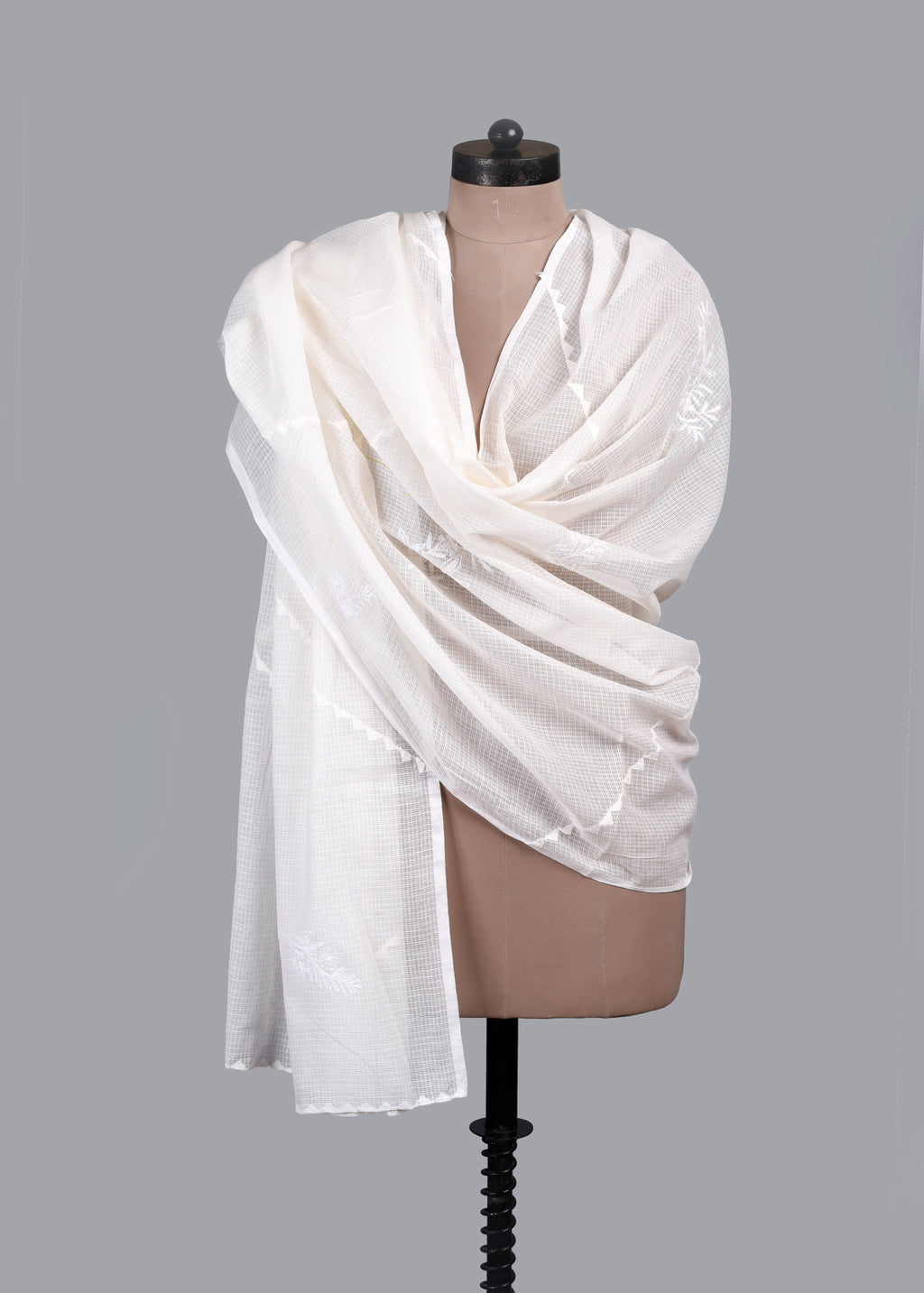 Chikankari Kota Dupatta: Snowfall Lattice