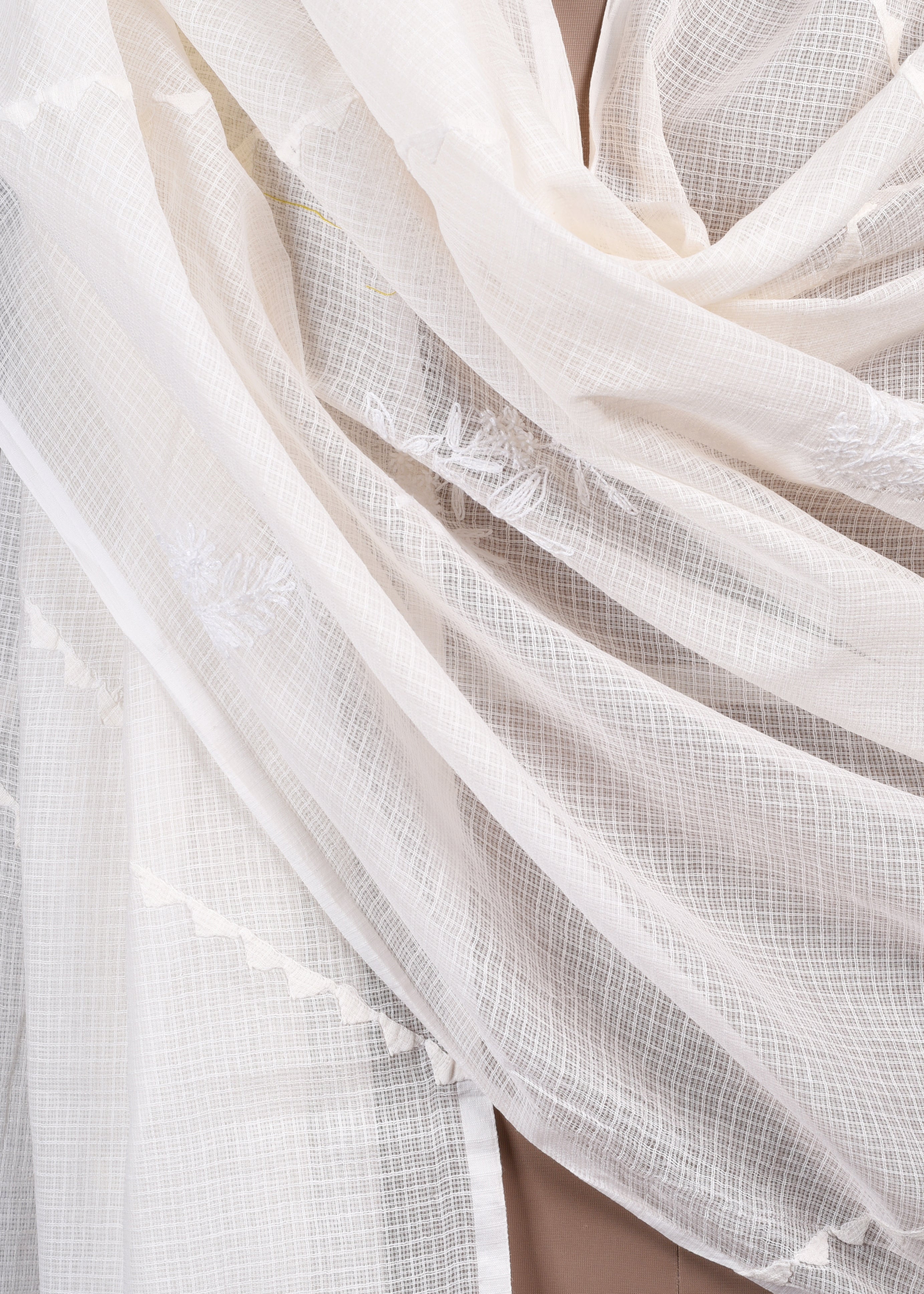 Chikankari Kota Dupatta: Snowfall Lattice