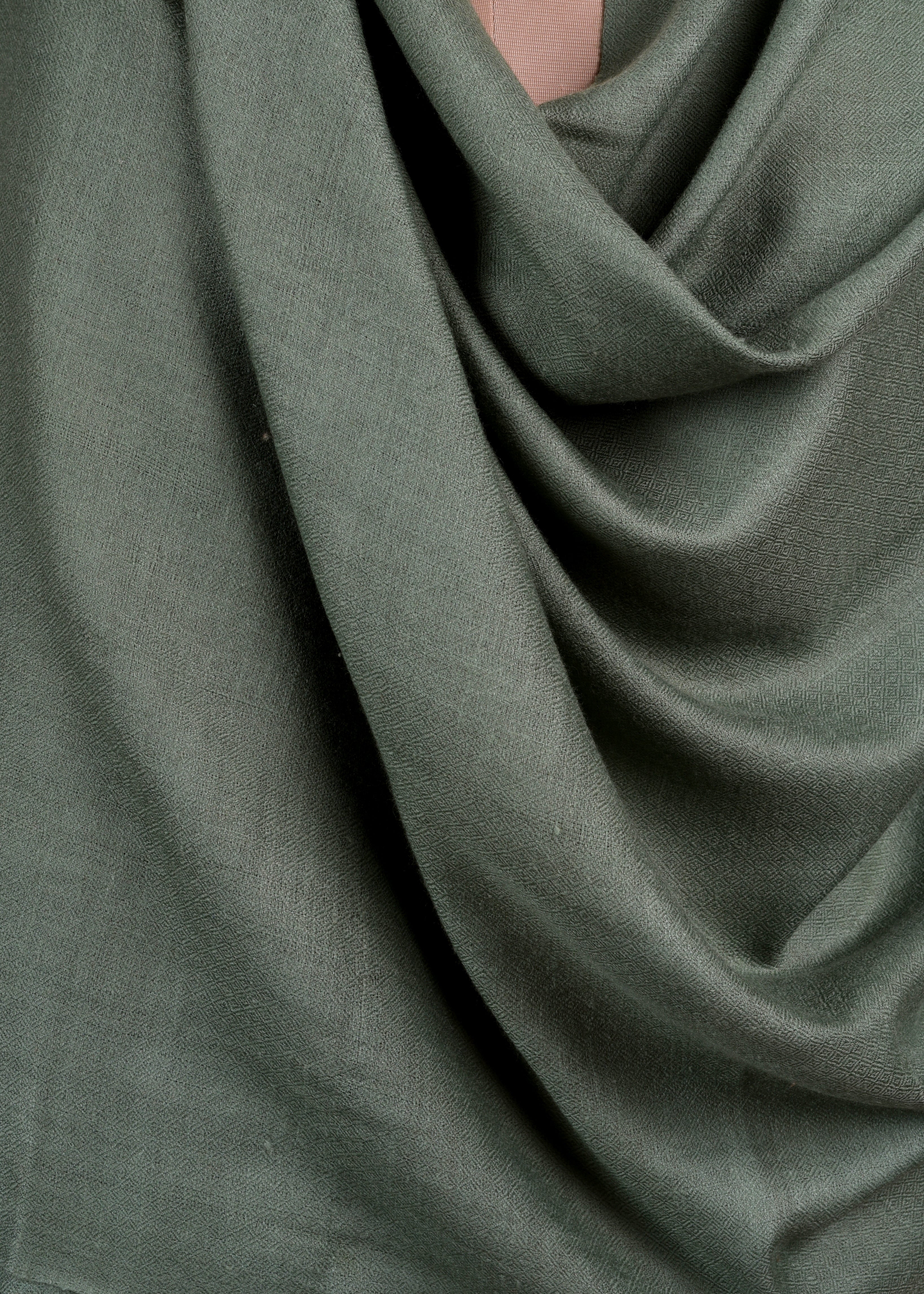 Handwoven & Handspun Pure Pashmina Stole – Soft Sage Grey