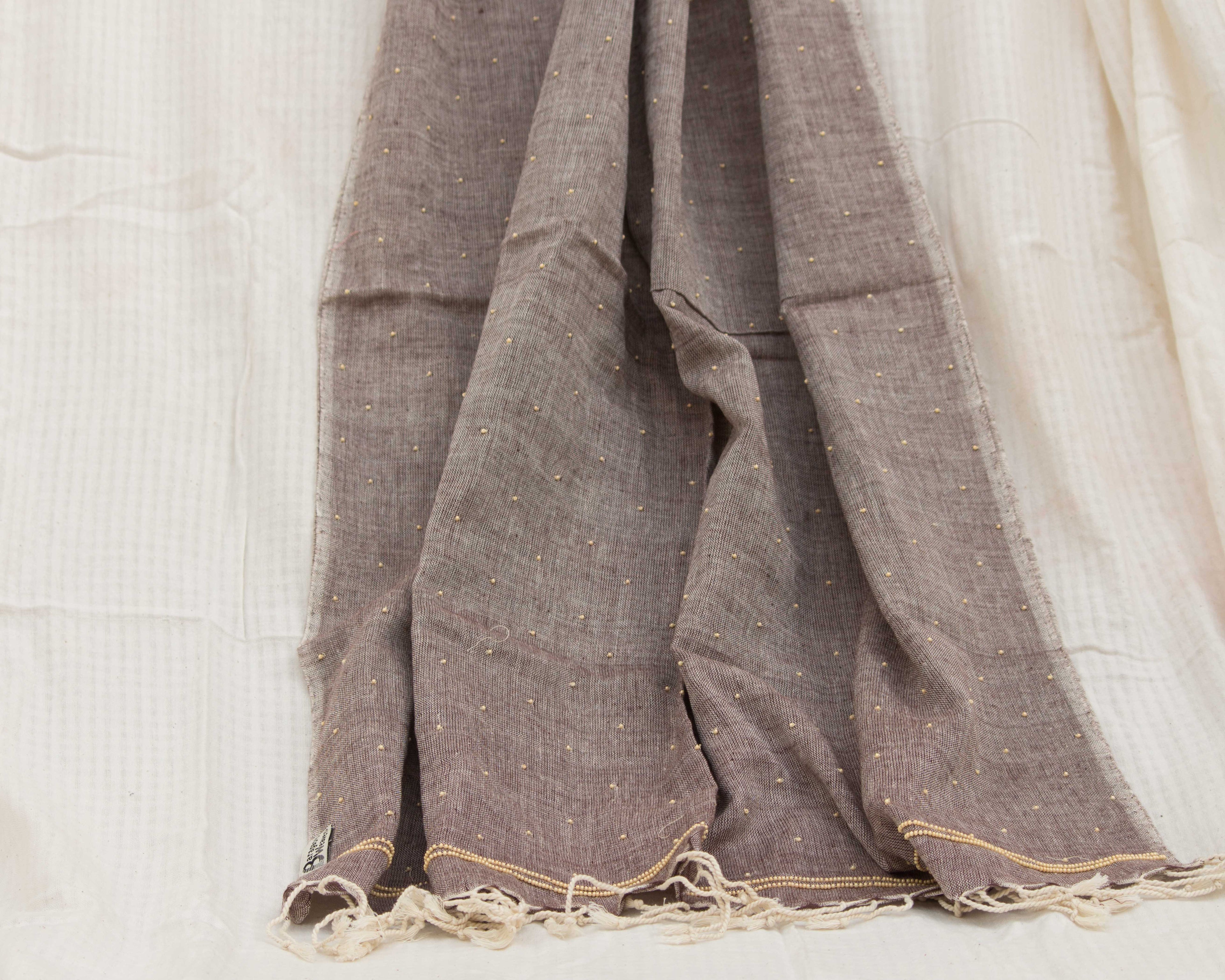 Handwoven - Zardozi Stole