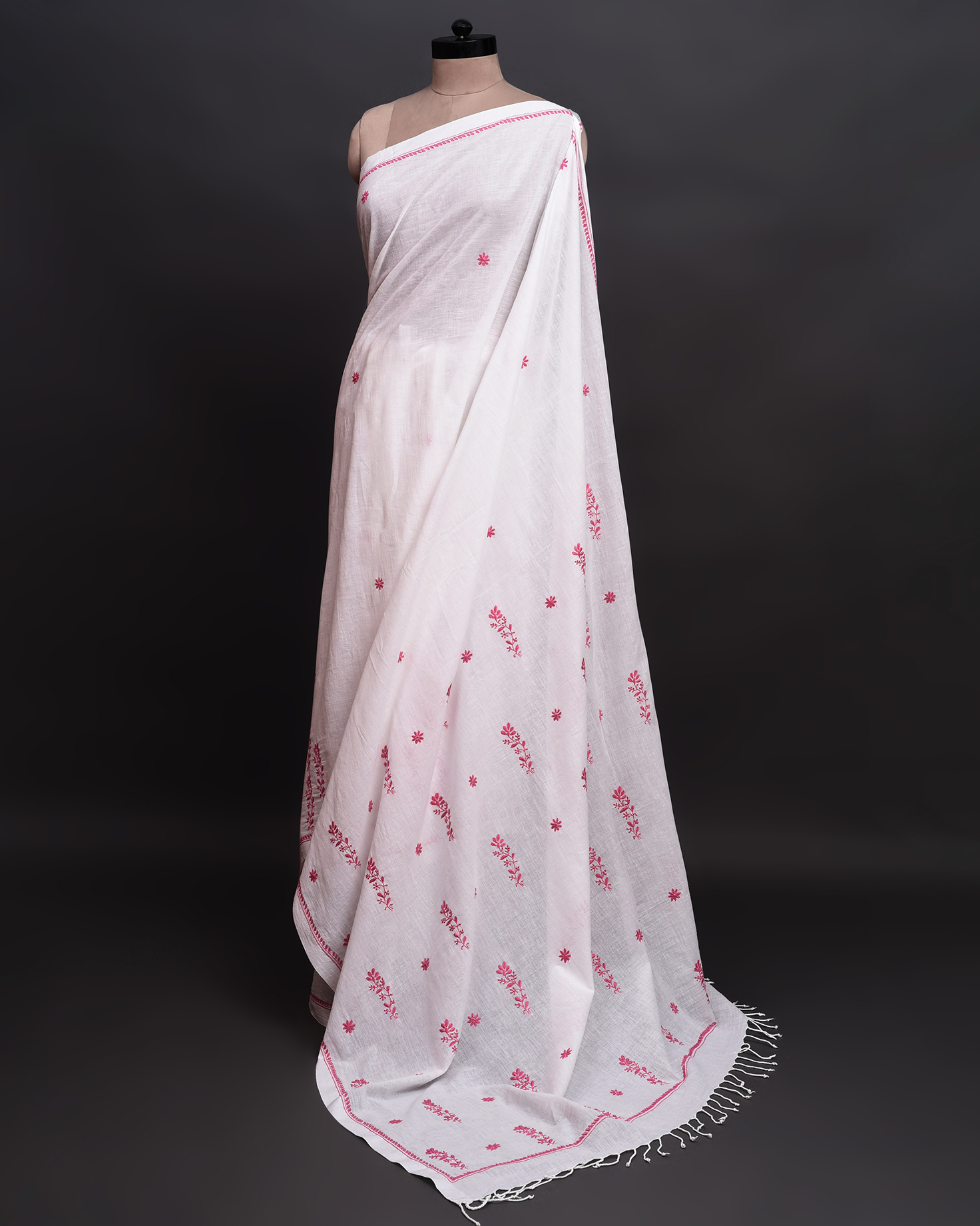 handlooom sari with Lucknowi chikankari embroidery handmade pink white natural